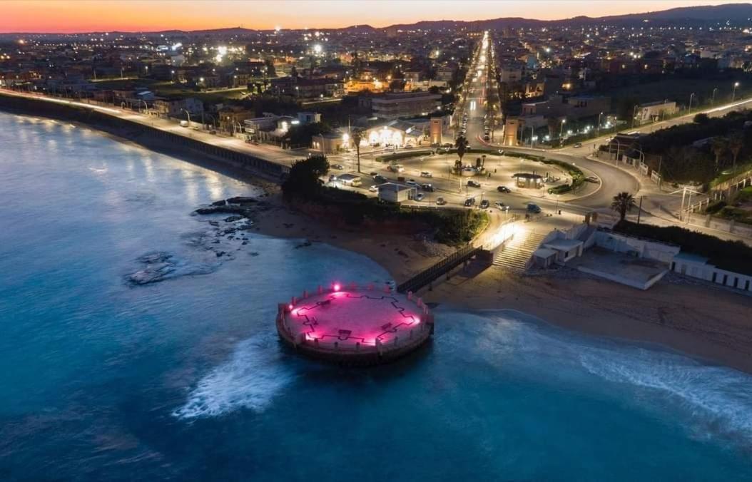 Cocciu D'Amuri アヴォラ エクステリア 写真